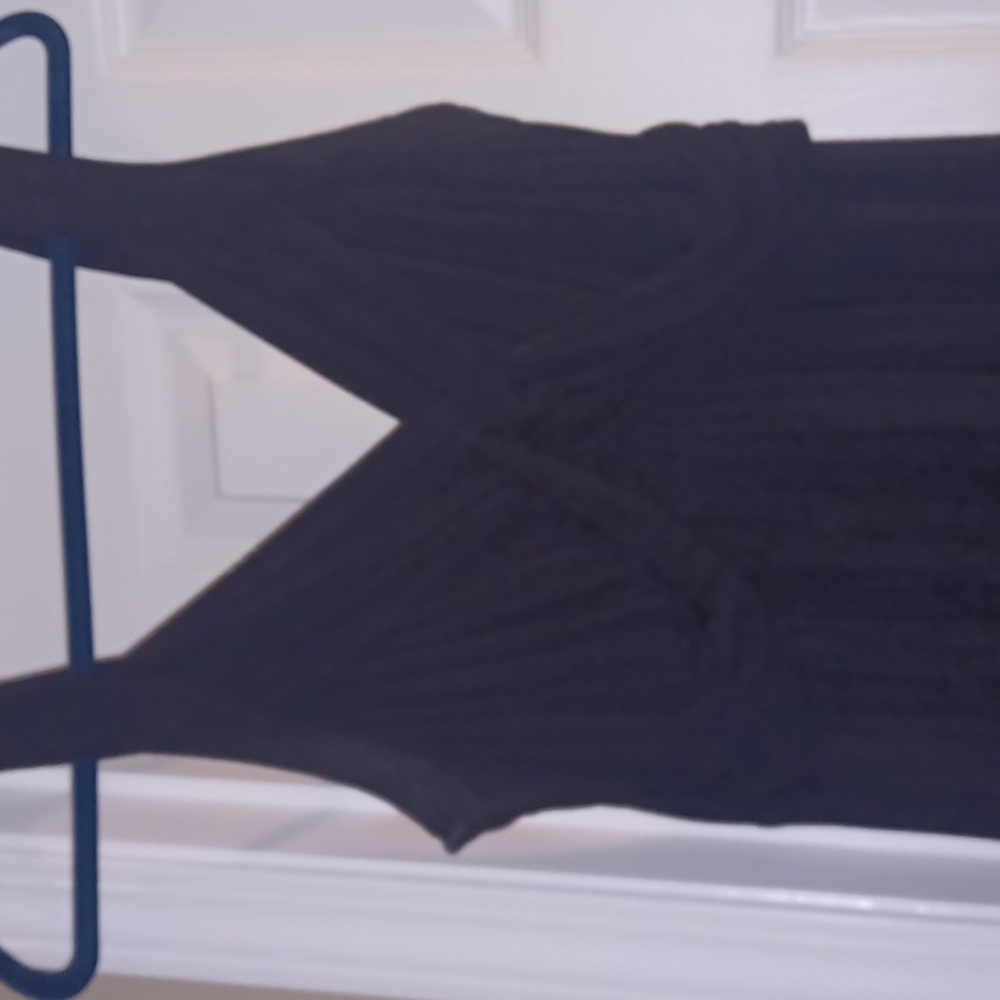 Dress - Picture 3 of 5